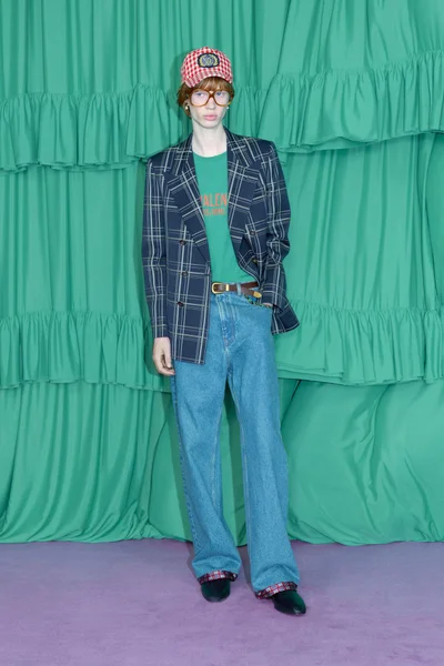 Look 63